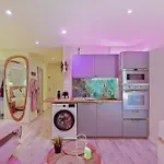 Bali Jacuzzi Balneo Cinema * Йер