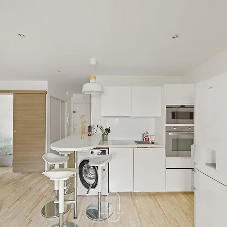 Apartament Bali Jacuzzi Balneo Cinema Hyères