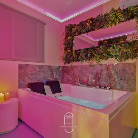 Апартаменты Bali Jacuzzi Balneo Cinema